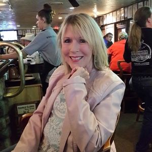 Meet your Posher, Debbie